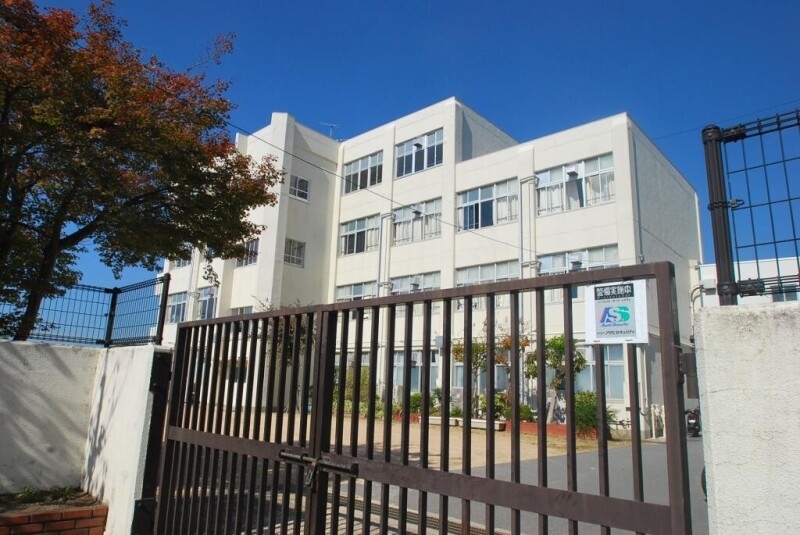 小学校　神戸市立白川小学校（小学校）まで1685m
