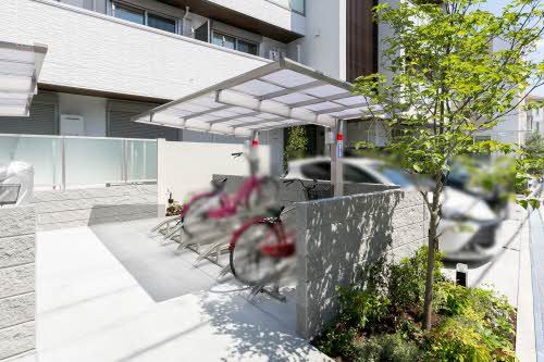 建物外観　屋根付き駐輪場ございます。
