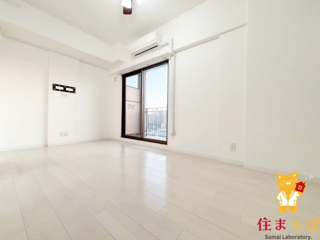 居室・リビング　「“合う暮らし”を、LINEで一緒に描こう。」