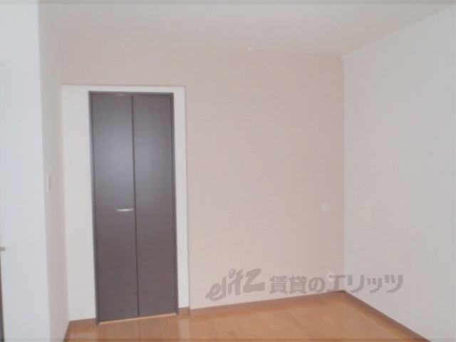 居室・リビング　７帖