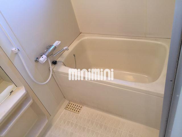 バス・シャワールーム　混合水栓で使いやすい設備になってます