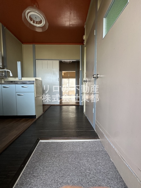 玄関　玄関から見たお部屋です♪