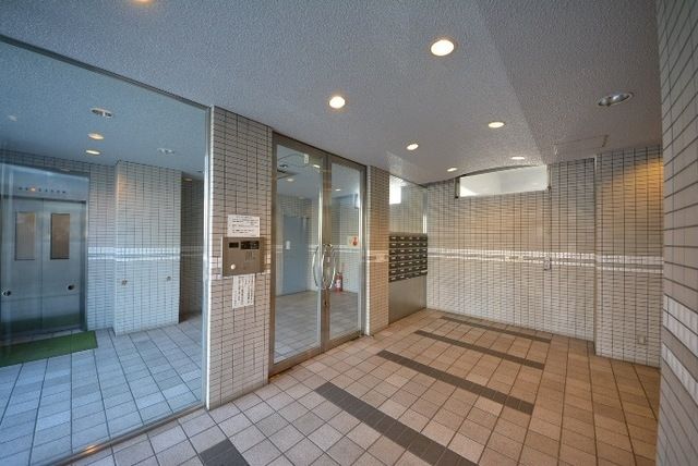 エントランス　★オートロック対応★