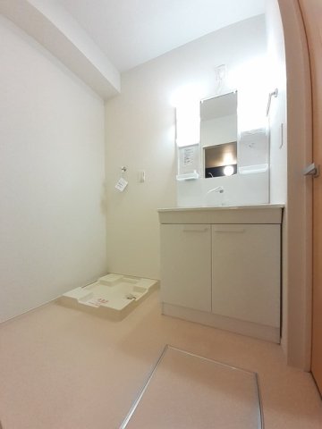 洗面設備　広い洗面スペース