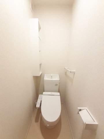 トイレ　ゆったりとした空間のトイレです