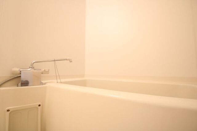 バス・シャワールーム　※別のお部屋のお写真です