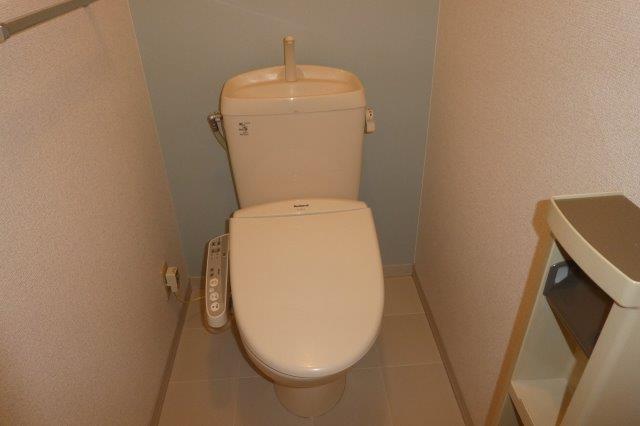 トイレ　ウォシュレット