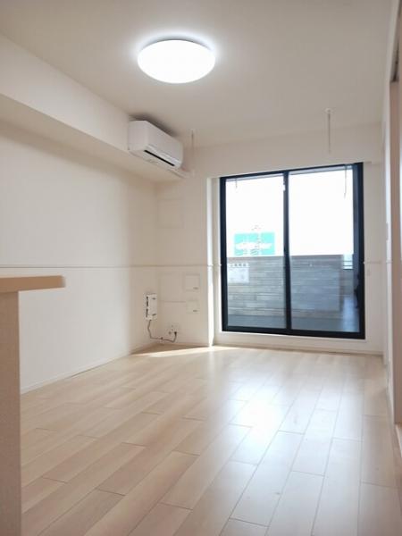 居室・リビング　内装