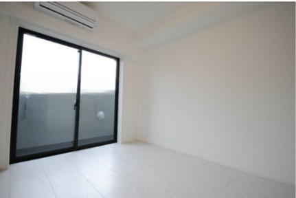 居室・リビング　別号室参考写真