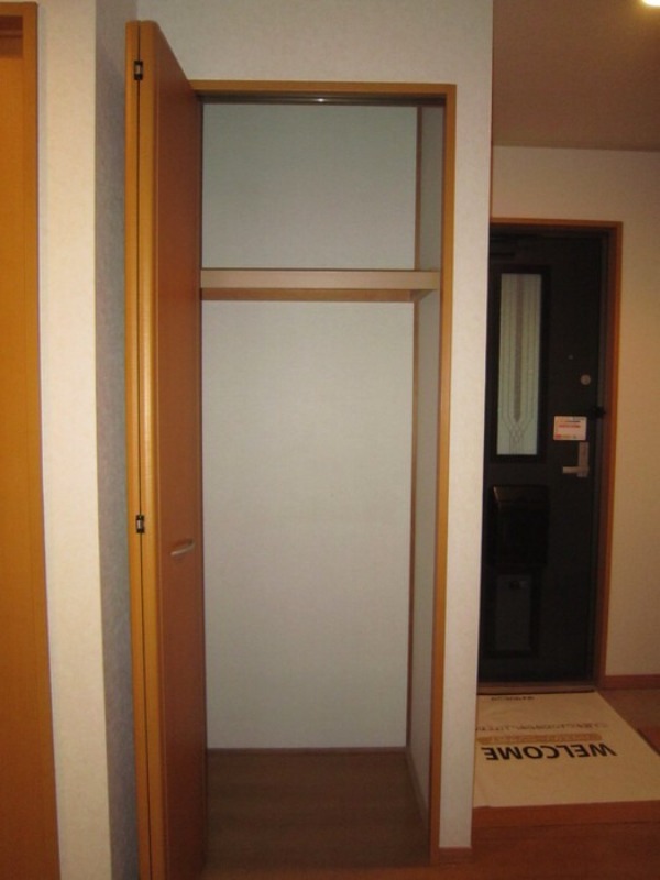 収納　図面と現状に相違がある場合には現状を優先