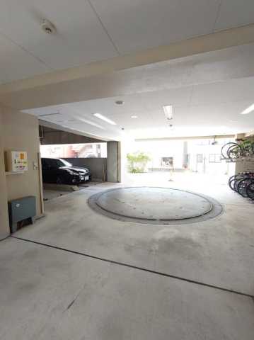 駐車場　東急セットアップレジデンス恵比寿