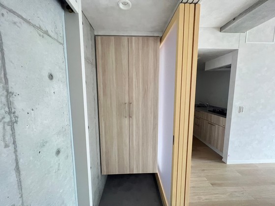 玄関　※別部屋の写真です