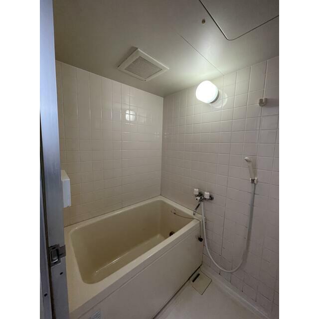 バス・シャワールーム　現況優先