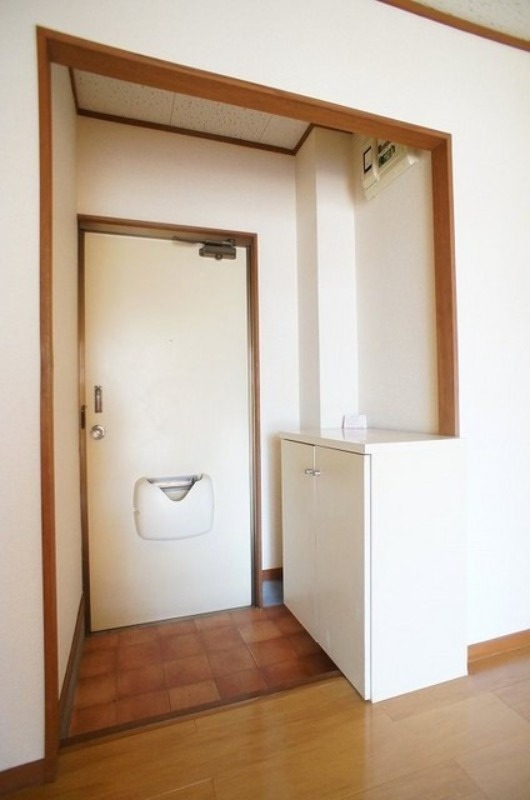 玄関　図面と現状に相違がある場合には現状を優先