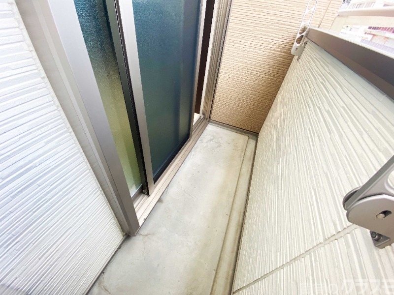 バルコニー　幅広のバルコニーです。