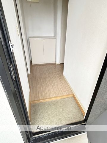 ＪＲ東海道本線 掛川駅 バス乗車時間：52分 最寄りバス停で下車 徒歩5分 2階建 築28年の玄関写真