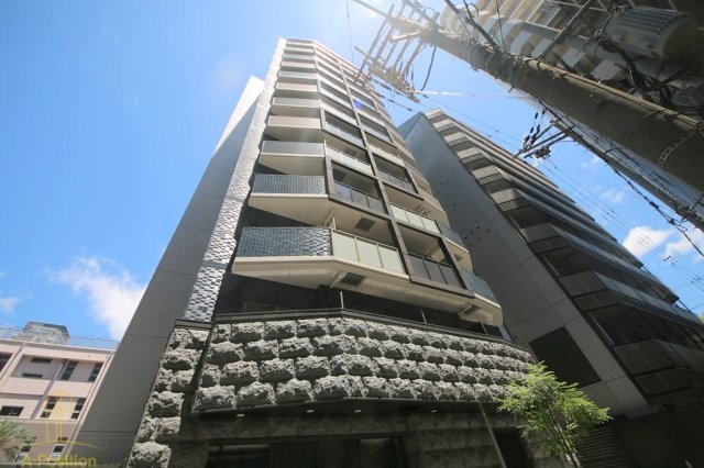建物外観　プレサンス梅田II