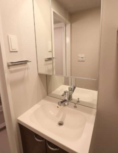 洗面設備　他部屋参考。