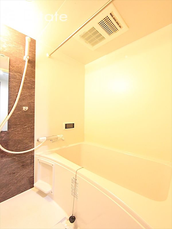 バス・シャワールーム　バスルーム