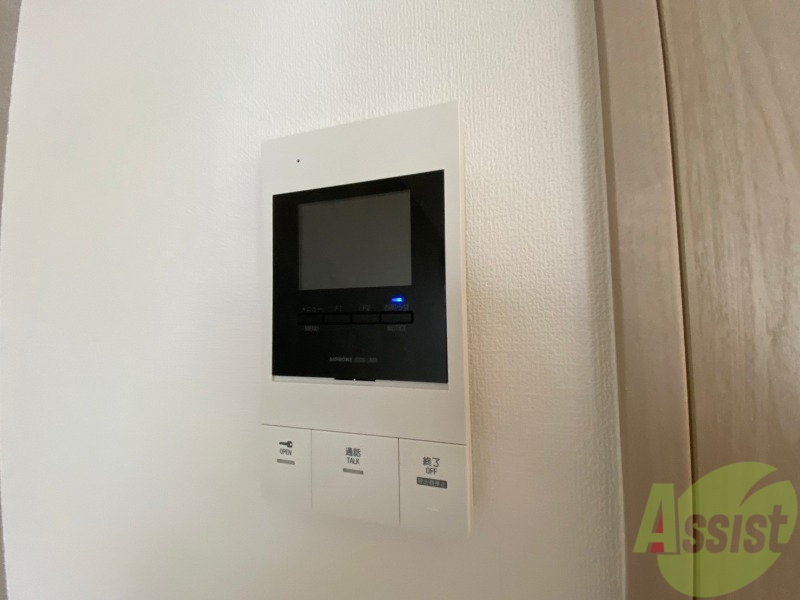 セキュリティ　ＴＶモニター付インターホンです。来客者の顔が見えるので安心！