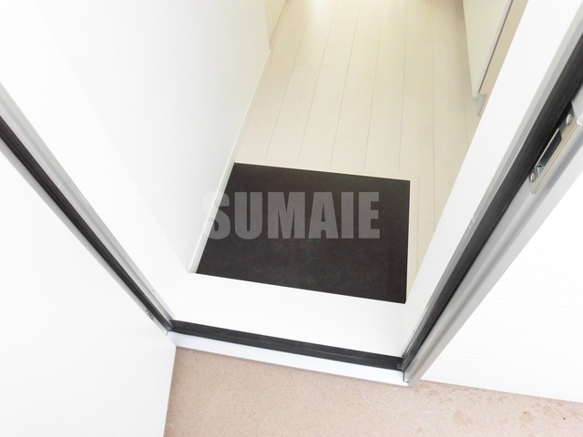 玄関　玄関前です！！