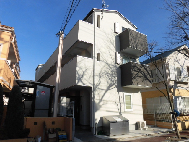 建物外観　ツートーンのオシャレな外観！