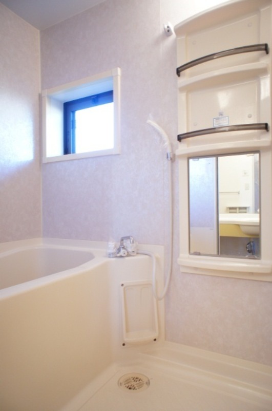 バス・シャワールーム　図面と現状に相違がある場合には現状を優先