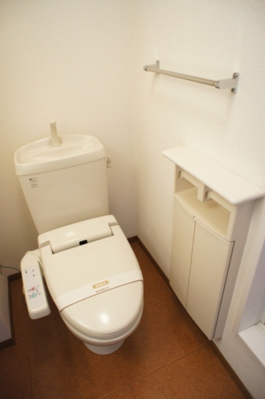 トイレ　図面と現状に相違がある場合には現状を優先