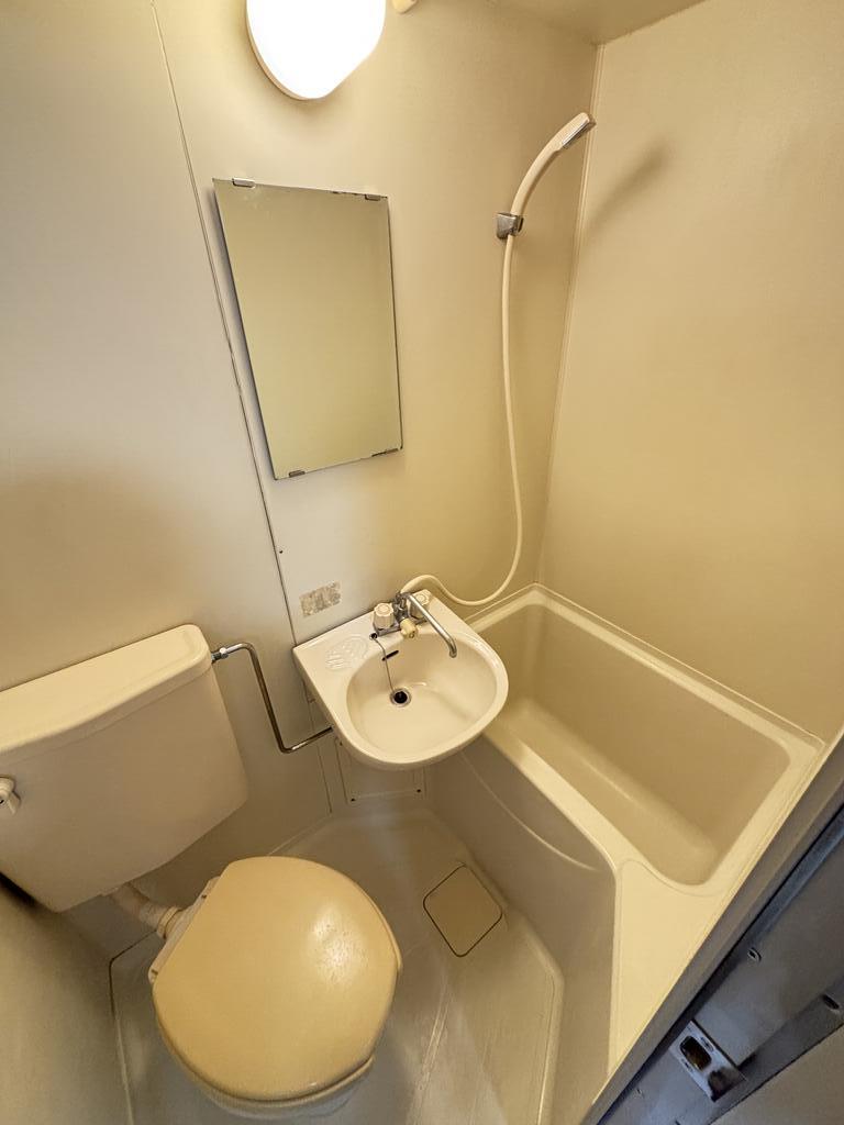 バス・シャワールーム