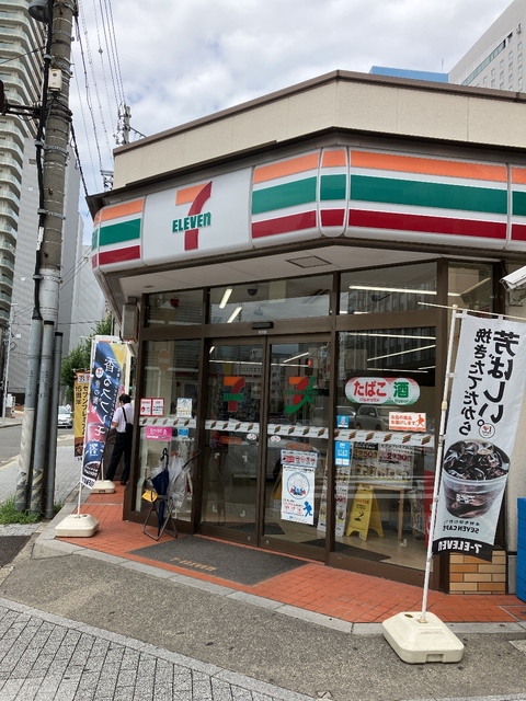 コンビニ　セブンイレブン名古屋栄1丁目店（コンビニ）まで114m