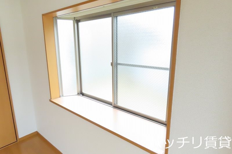 バルコニー　同型タイプの為、現状を優先いたします。