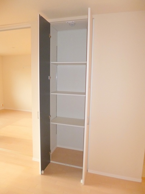 その他設備　リビング　収納