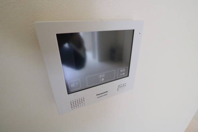 セキュリティ　誰が来たのかモニターで確認できます♪