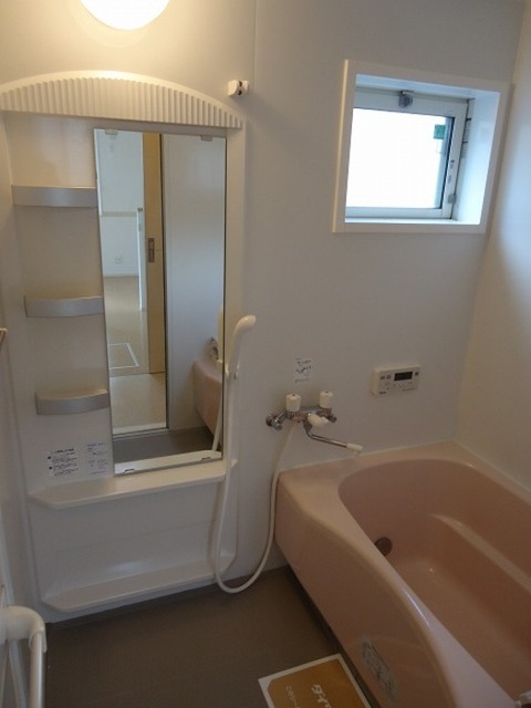 バス・シャワールーム　バス・トイレ別