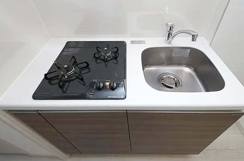 キッチン　★使いやすい二口コンロ、システムキッチン★