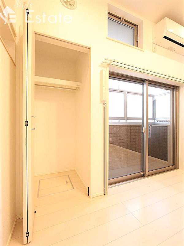 収納　クローゼット