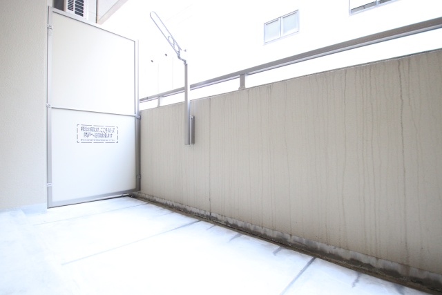 バルコニー　※別室の参考写真の為、現況優先です。