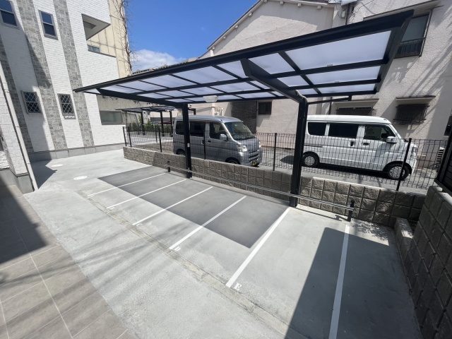 駐車場　駐輪場