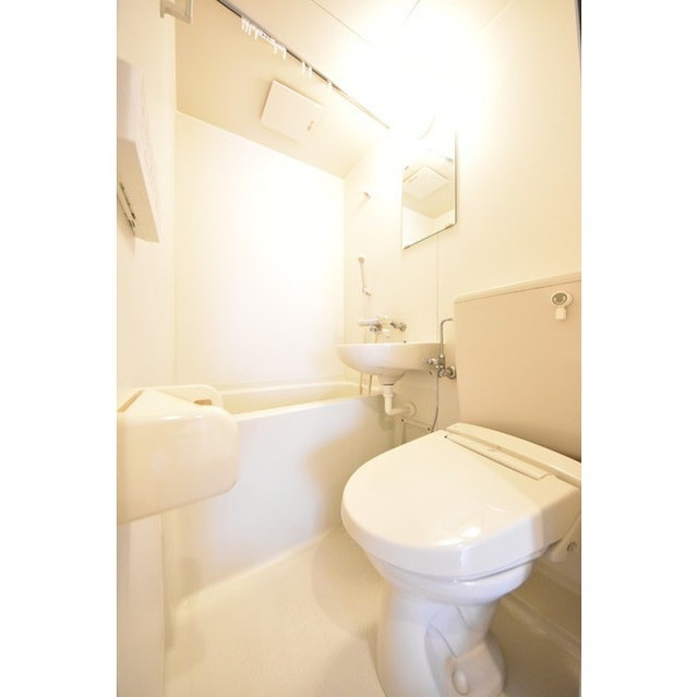 バス・シャワールーム　バス