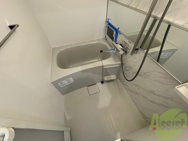 バス・シャワールーム　お風呂になります。一日の疲れを癒してくださいね。