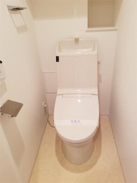 トイレ　清潔感のあるトイレです