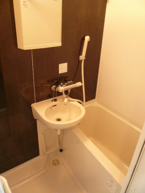 バス・シャワールーム　浴室　浴室乾燥機パネル