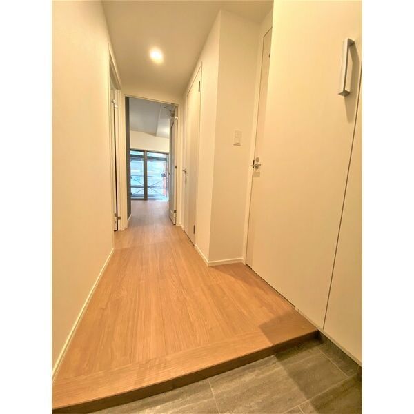 玄関　同タイプ参照