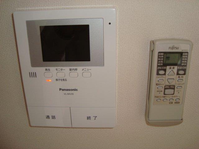 セキュリティ　カメラ付インターホン（イメージ）