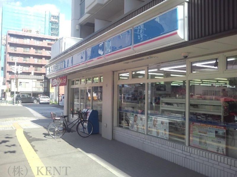 コンビニ　ローソン札幌西15丁目店（コンビニ）まで82m