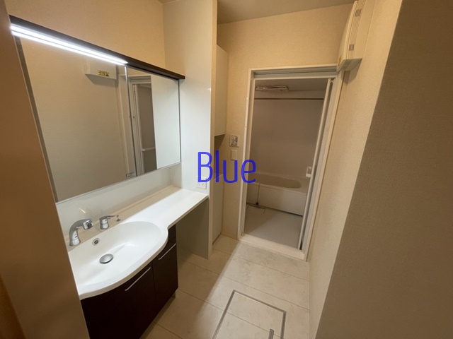 洗面設備　同仕様