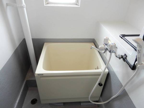 バス・シャワールーム　ビレッジハウスの同一物件・同一タイプの間取りの写真です