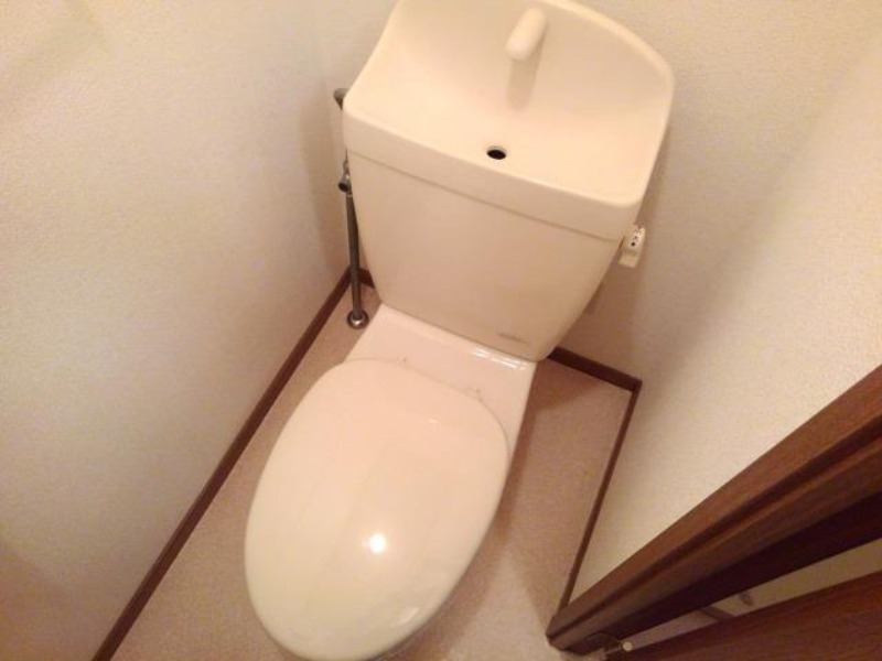 トイレ　図面と現状に相違がある場合には現状を優先