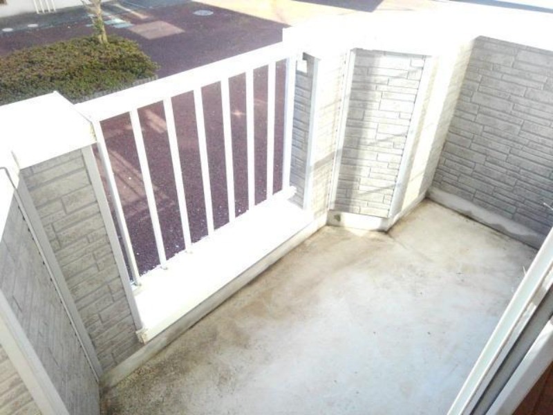 バルコニー　図面と現状に相違がある場合には現状を優先