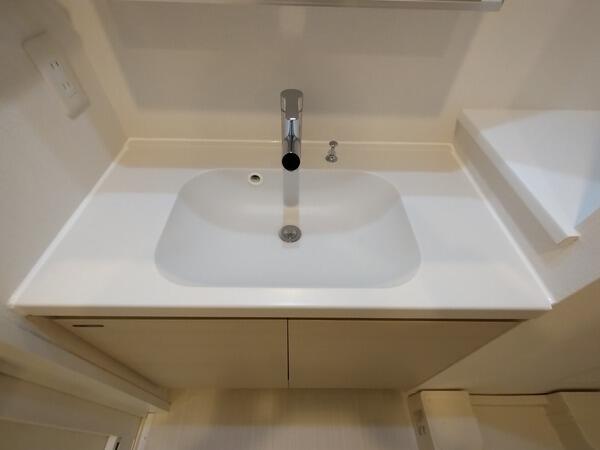 洗面設備　洗面所です